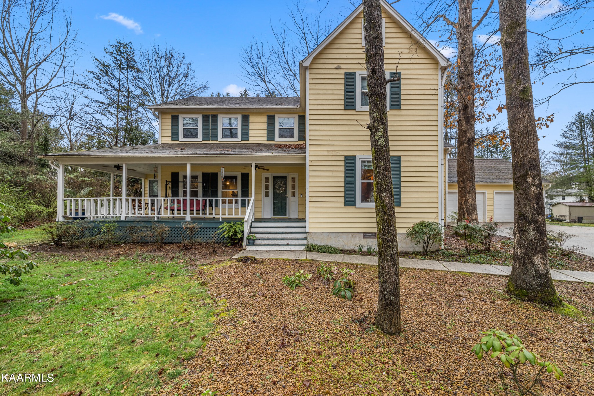 107 Handel Lane Oak Ridge, TN 37830 - Photo 3 of 31 a view of a house with a yard