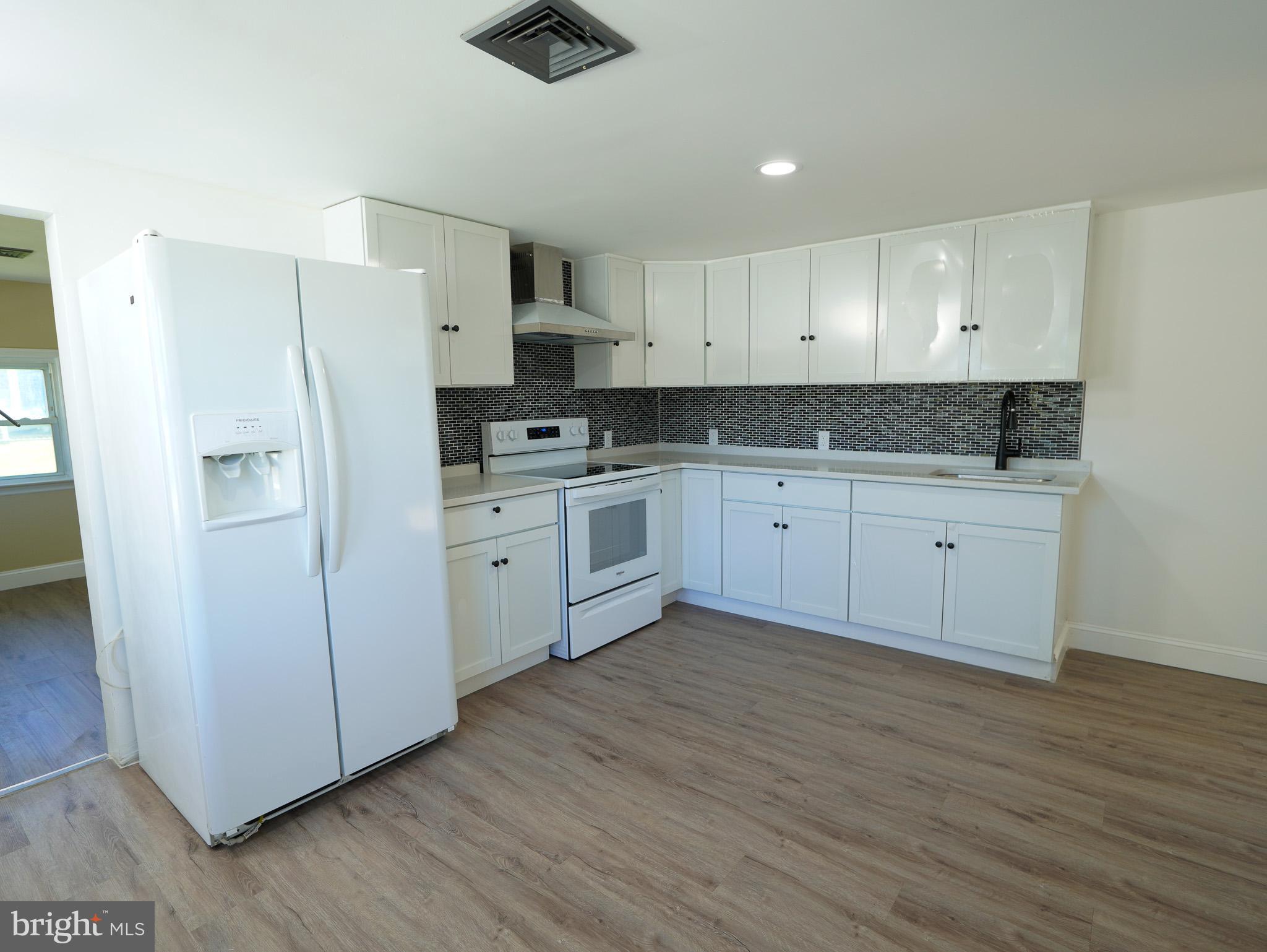 64 Dartmouth Road Pennsville, NJ 08070 - Photo 18 of 35