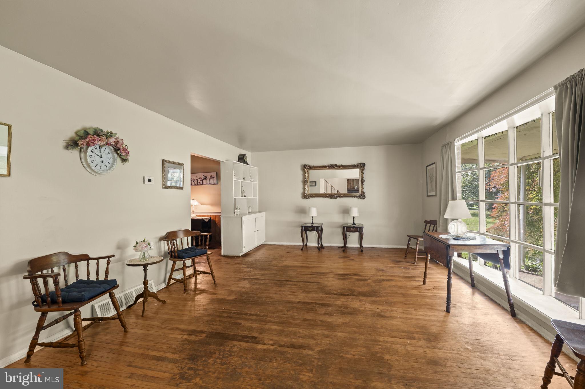 2029 East Cedarville Road Pottstown, PA 19465 - Photo 8 of 44