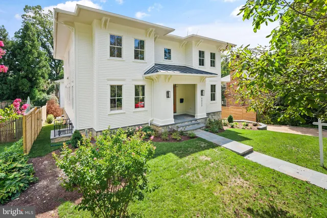 $22,500 | 5022 Cathedral Avenue Northwest, Washington, DC 20016
