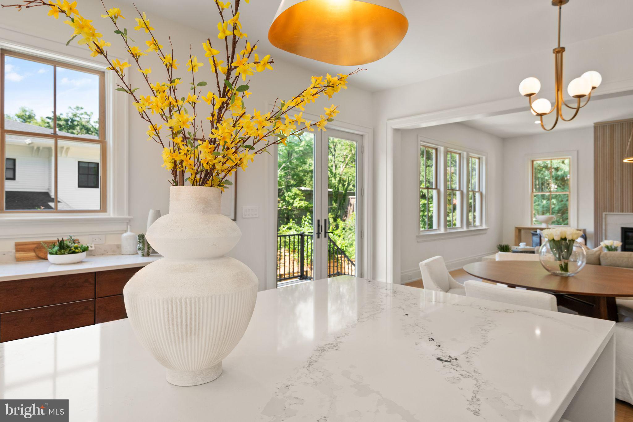 5022 Cathedral Avenue Northwest Washington, DC 20016 - Photo 8 of 43