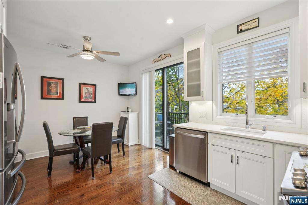 555 Edgewater Avenue, Unit 103 RESERVE CT Ridgefield, NJ 07657 - Photo 19 of 48