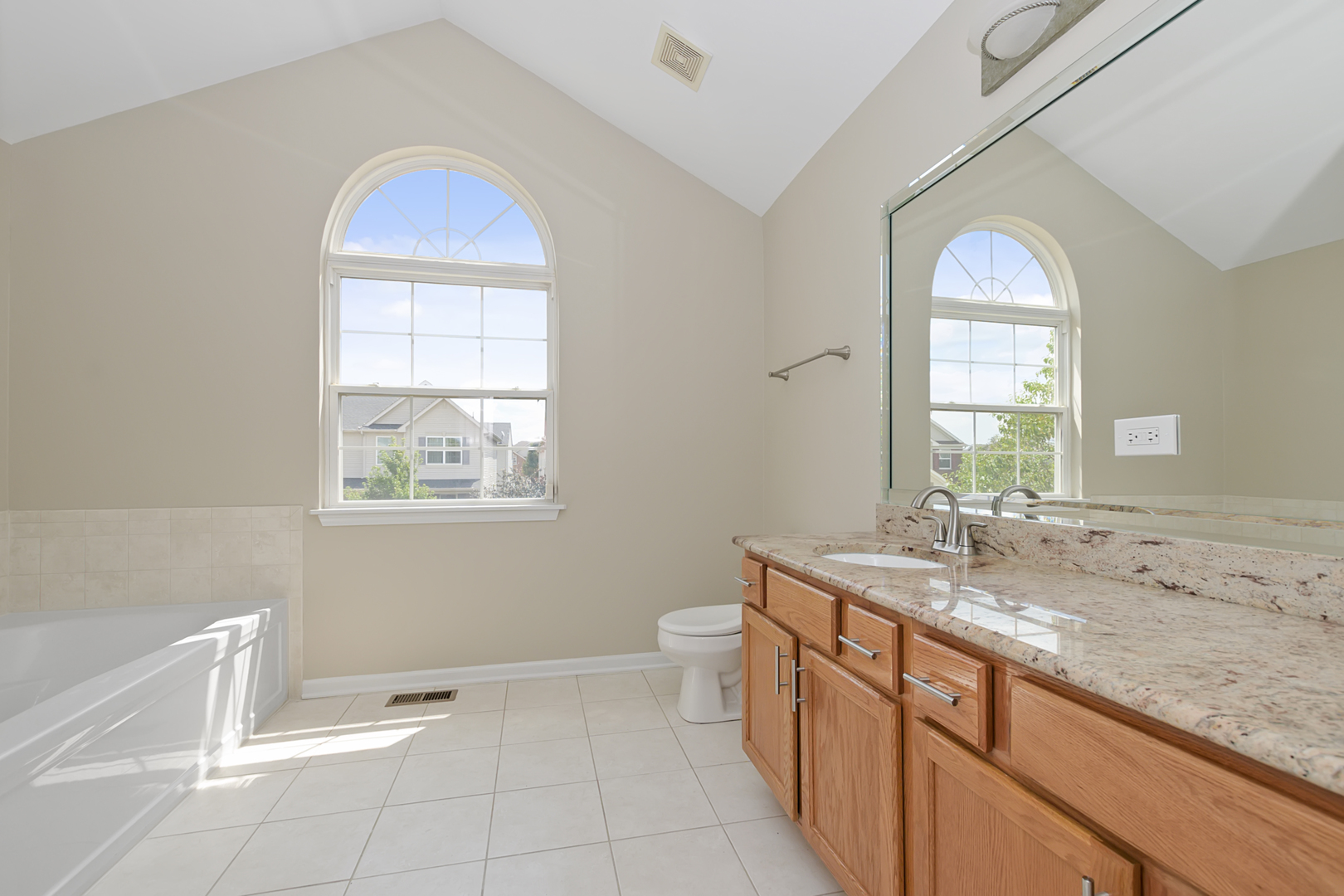 88 Stephens Matteson, IL 60443 - Photo 27 of 43 Gallery Image 27