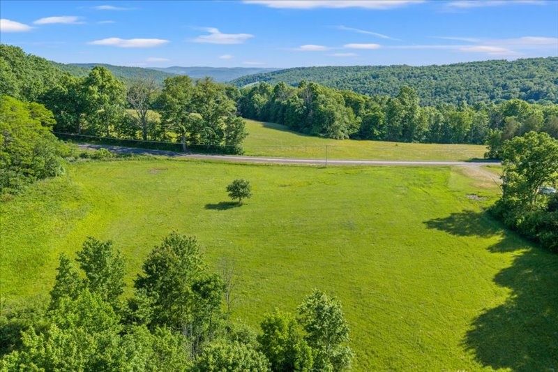 1049 Old State Road Binghamton, NY 13904 - Photo 5 of 50