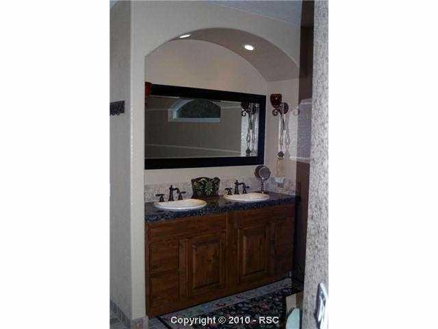 17375 Shahara Road Monument, CO 80132 - Photo 9 of 15 Gallery Image 9
