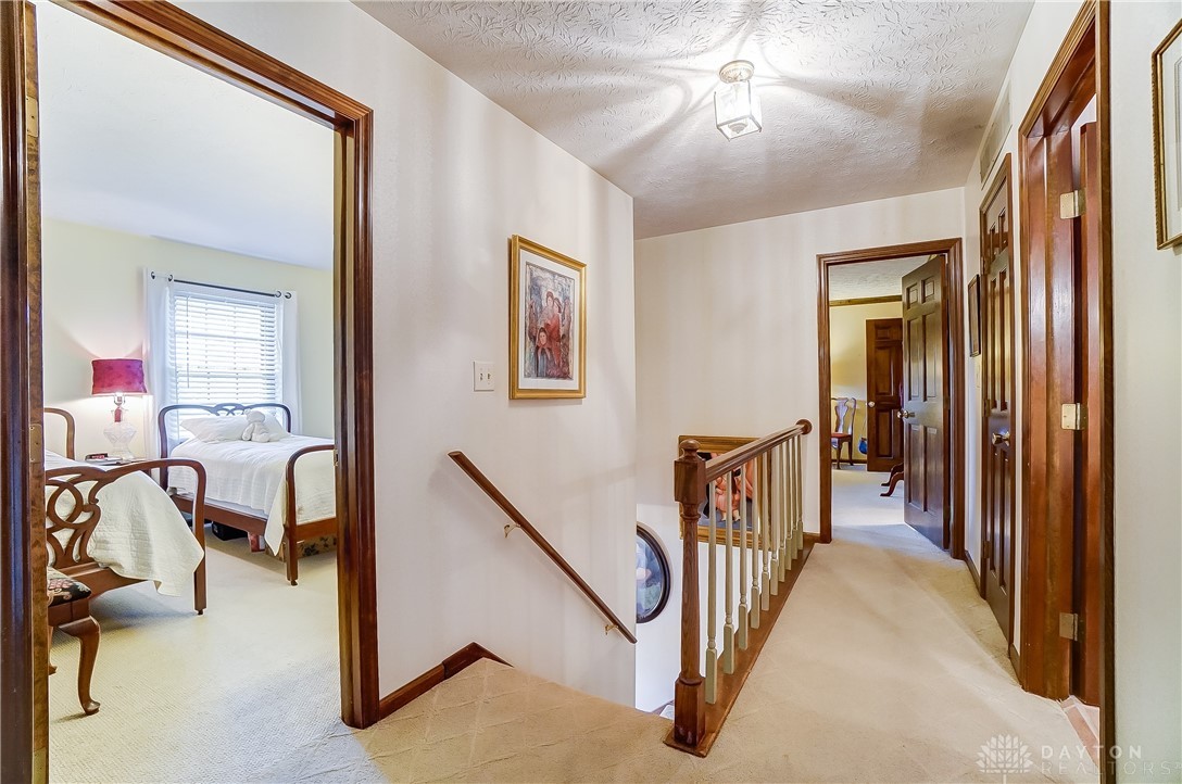 1075 Ambridge Road Centerville, OH 45459 - Photo 26 of 54 Gallery Image 26