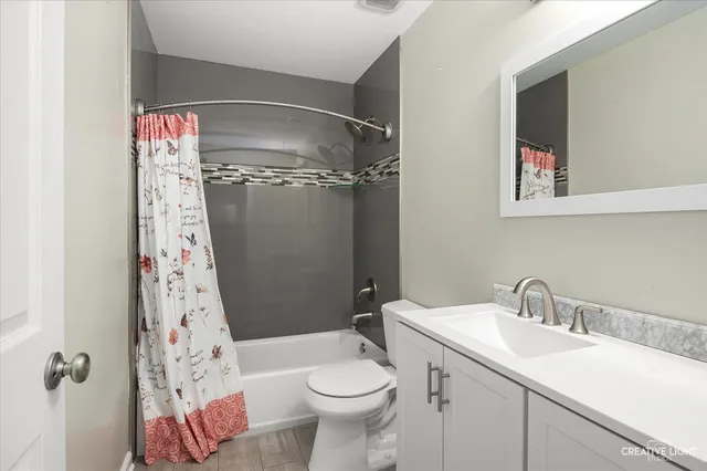 $260,000 | 179 Azalea Circle, Unit 179, Romeoville, IL 60446