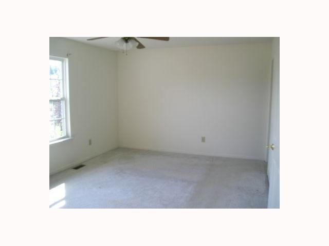 6614 Rushing River Noblesville, IN 46062 - Photo 2 of 6 Gallery Image 2