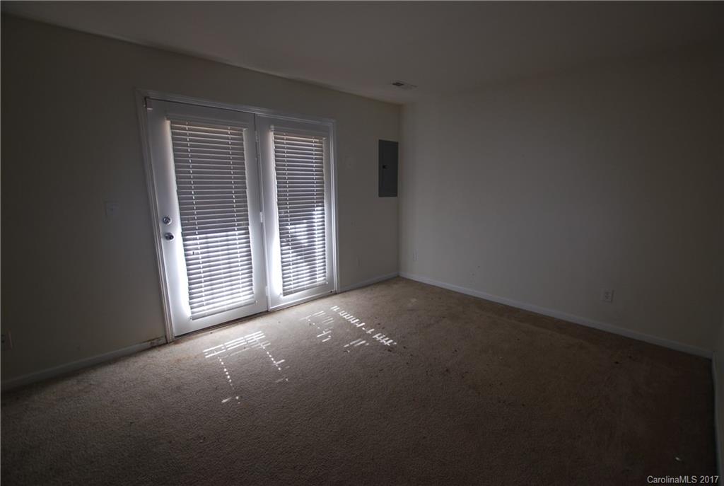 2718 Avalon Loop Road, Unit 2718 Charlotte, NC 28269 - Photo 18 of 20