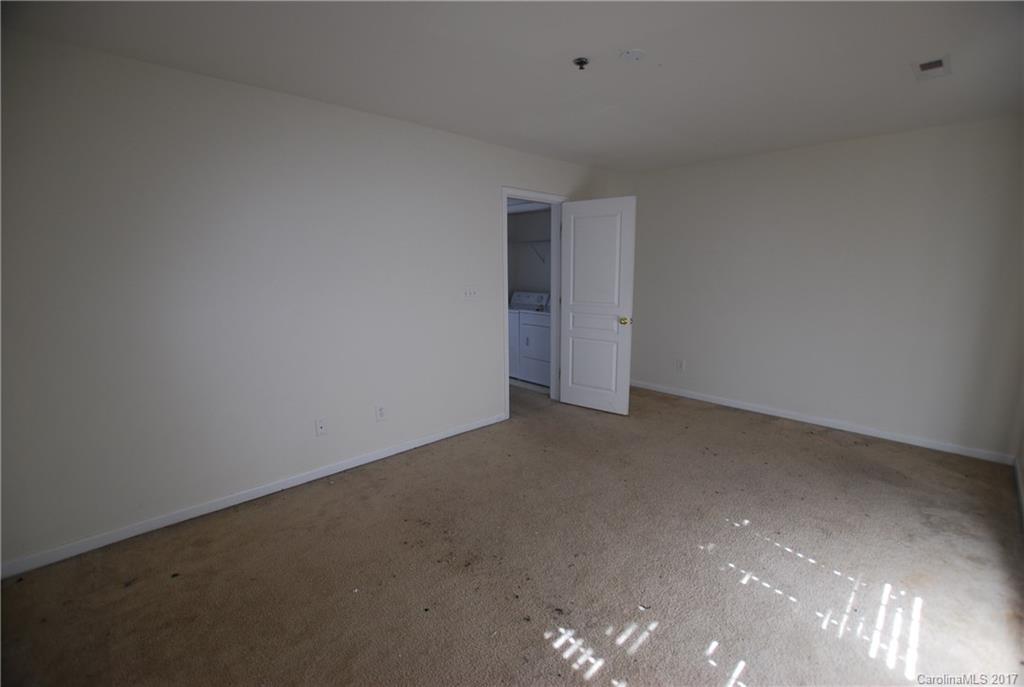 2718 Avalon Loop Road, Unit 2718 Charlotte, NC 28269 - Photo 19 of 20