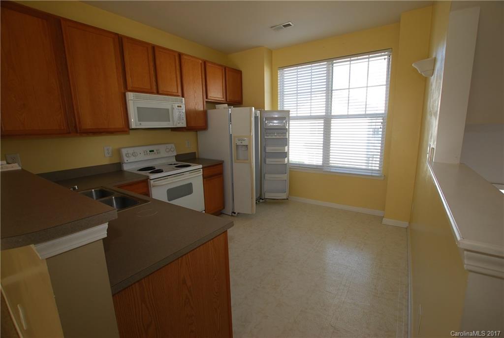 2718 Avalon Loop Road, Unit 2718 Charlotte, NC 28269 - Photo 4 of 20