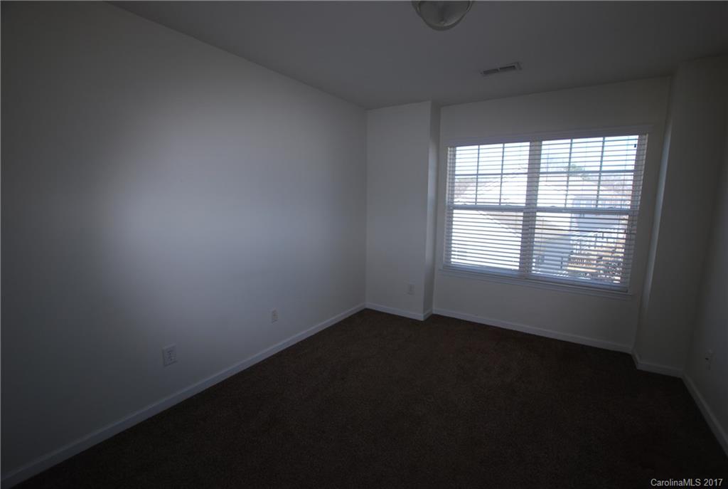 2718 Avalon Loop Road, Unit 2718 Charlotte, NC 28269 - Photo 10 of 20