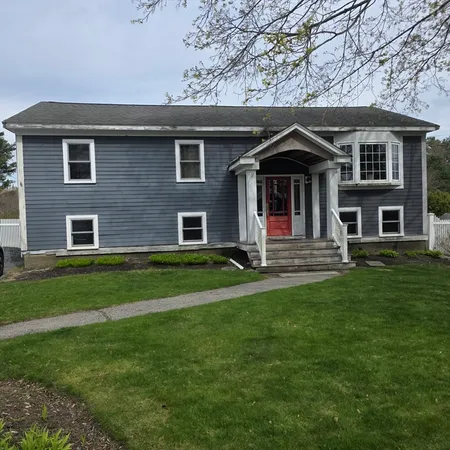 $2,300 | 81 Crane Avenue South, Unit 1, Taunton, MA 02780
