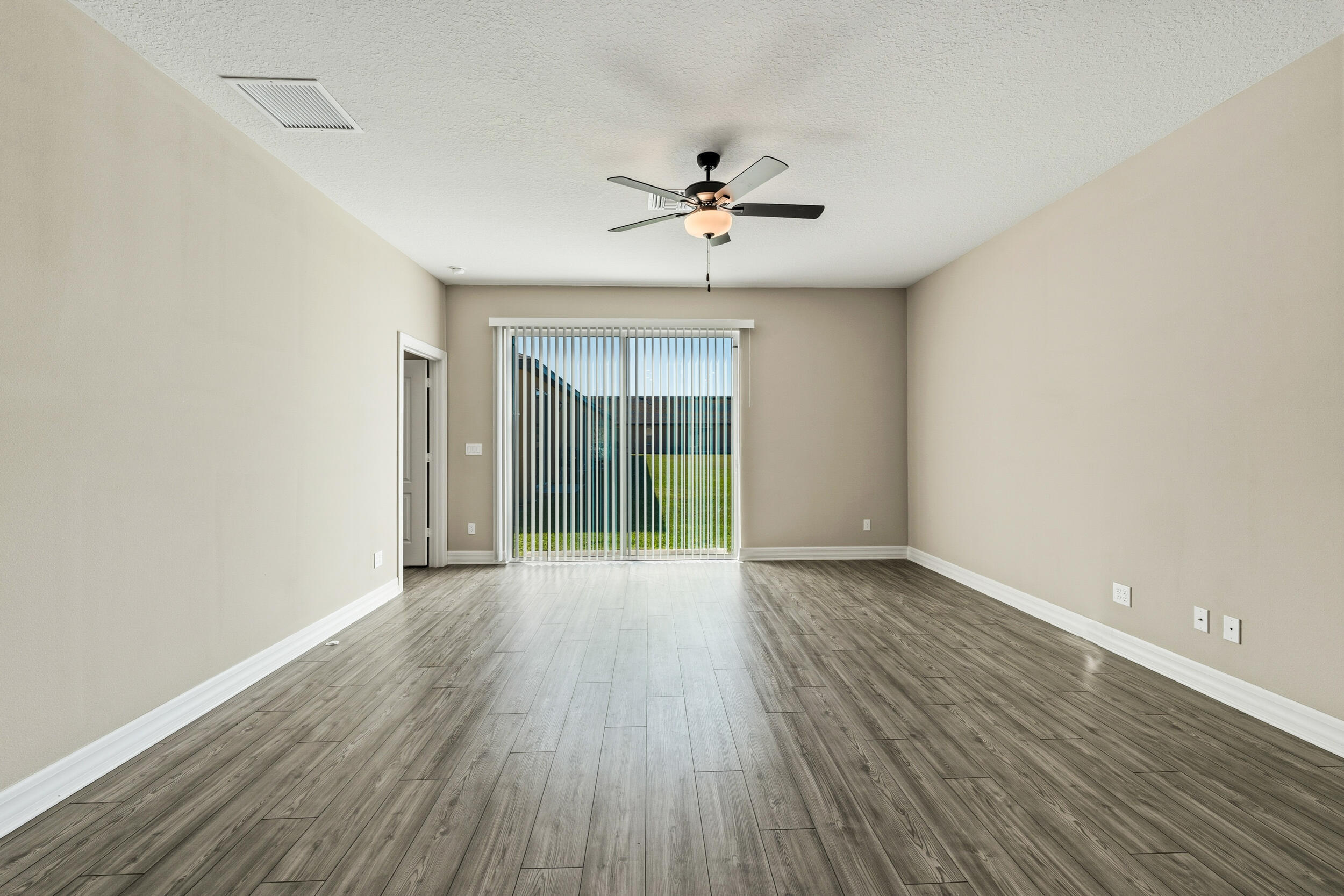 1817 Party Place Fort Pierce, FL 34947 - Photo 14 of 42 Living Area 2