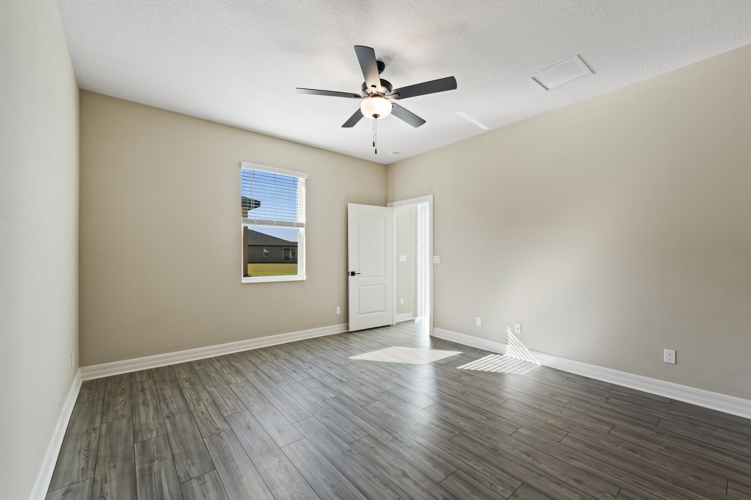 1817 Party Place Fort Pierce, FL 34947 - Photo 15 of 42 Primary Suite