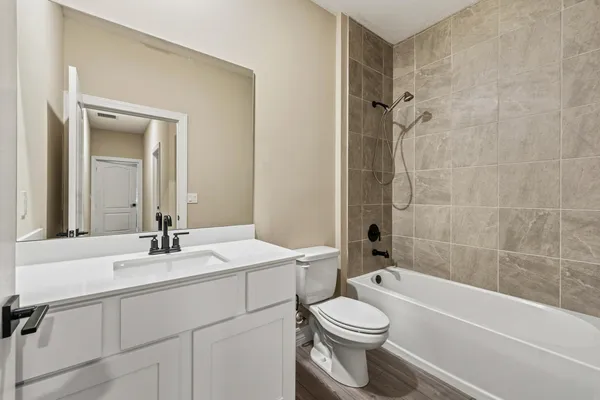 $2,300 | 1817 Party Place, Fort Pierce, FL 34947