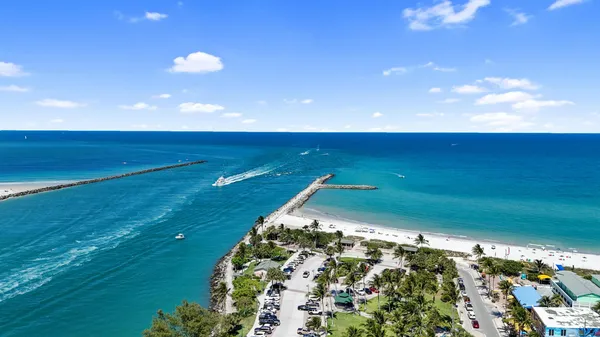 $2,300 | 1817 Party Place, Fort Pierce, FL 34947