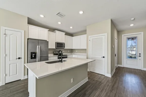 $2,300 | 1817 Party Place, Fort Pierce, FL 34947