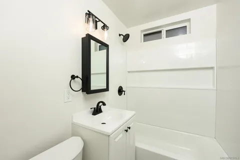 $980,000 | 220 South Pardee Street, San Diego, CA 92113