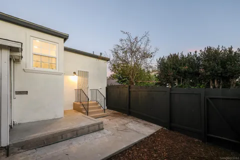 $980,000 | 220 South Pardee Street, San Diego, CA 92113