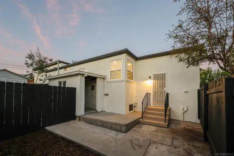 $980,000 | 220 South Pardee Street, San Diego, CA 92113