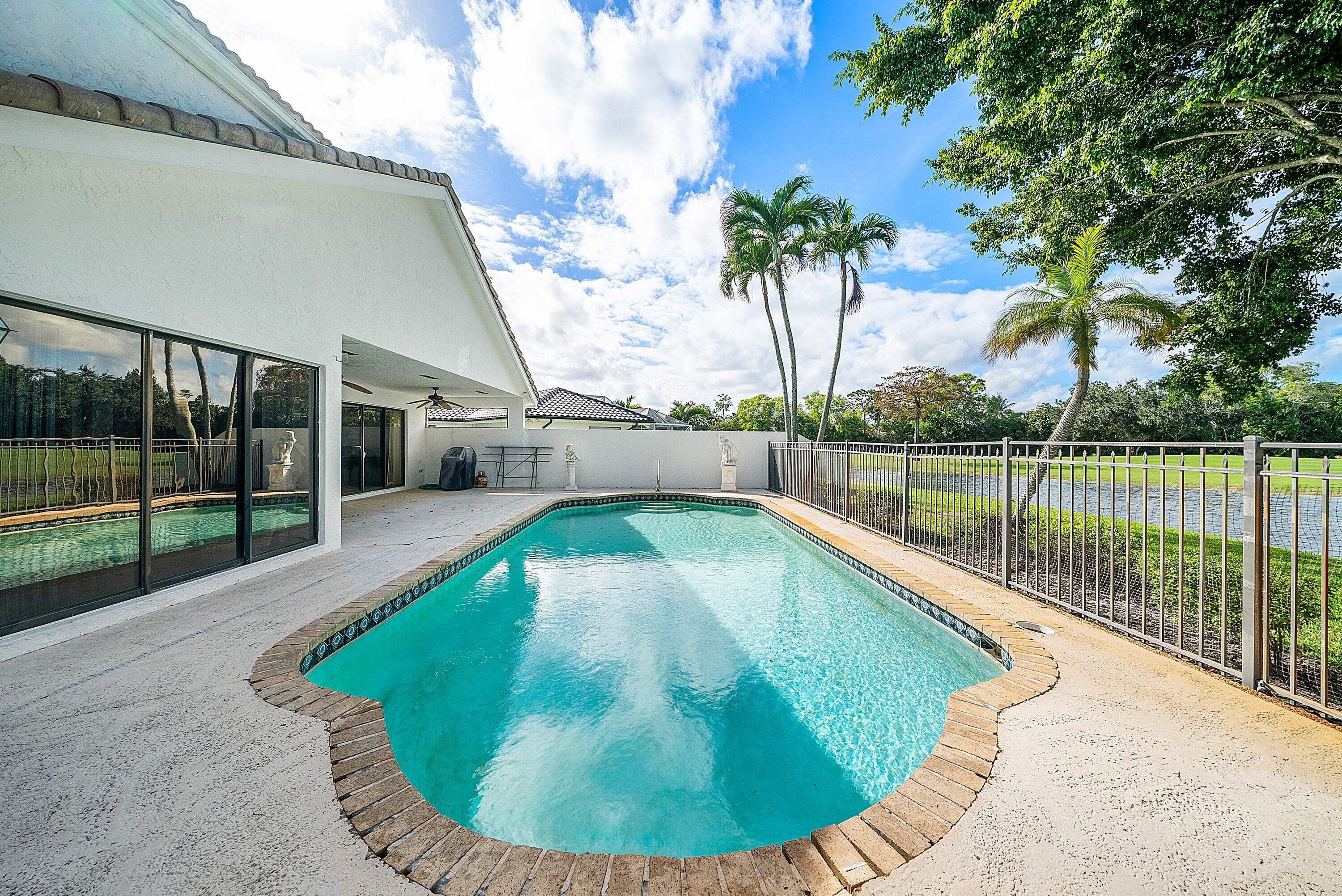 21459 Bridgeview Drive Boca Raton, FL 33428 - Photo 32 of 61 Pool Area