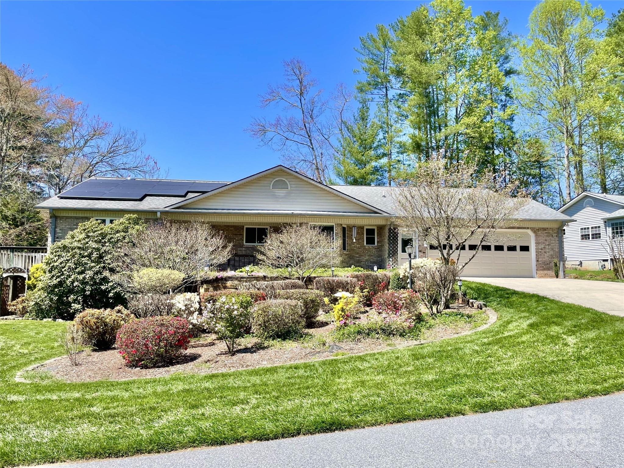 23 St Andrews Drive Etowah, NC 28729 - Photo 1 of 38