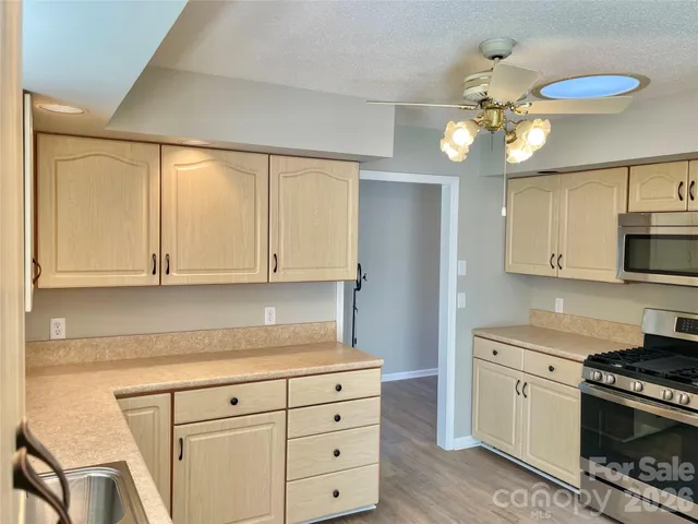 $399,000 | 23 St Andrews Drive, Etowah, NC 28729