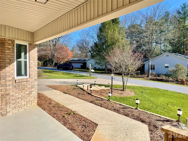 $399,000 | 23 St Andrews Drive, Etowah, NC 28729