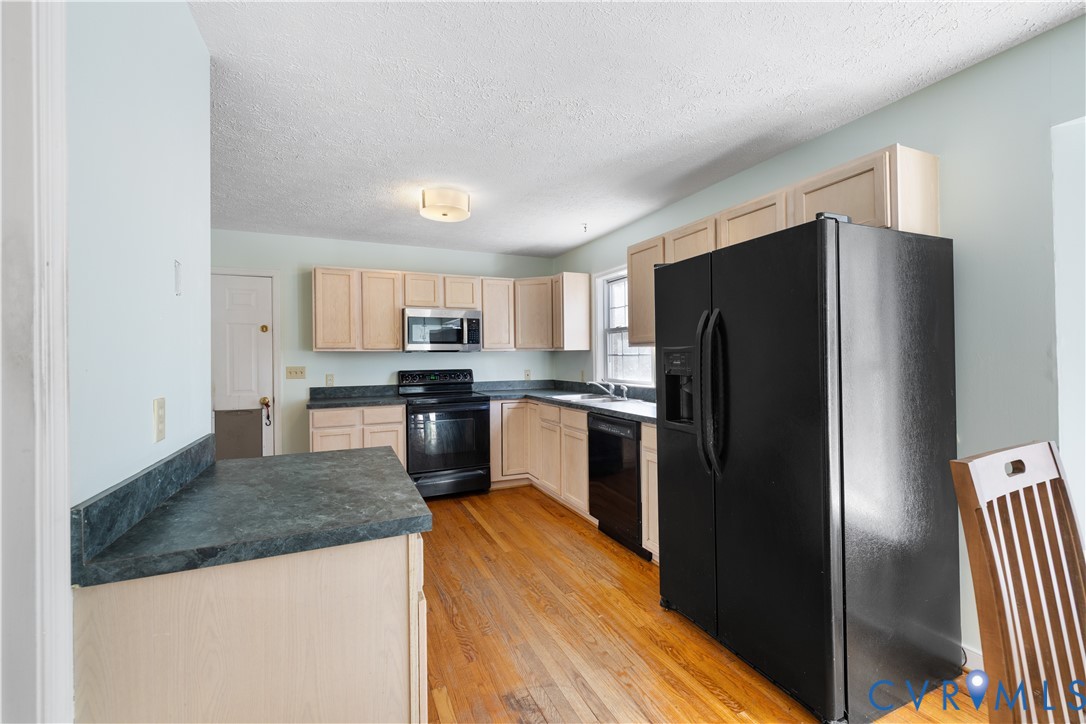 1403 4th Ave Extension Farmville, VA 23901 - Photo 12 of 37