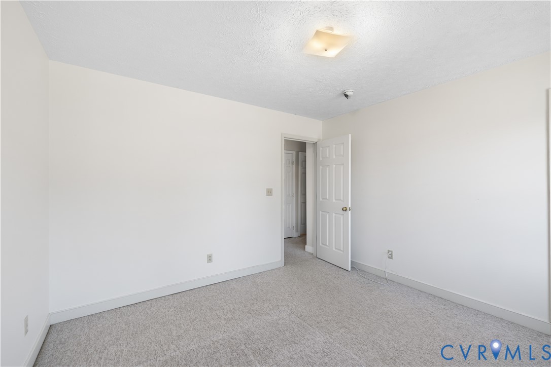 1403 4th Ave Extension Farmville, VA 23901 - Photo 23 of 37 2nd Floor Bedroom