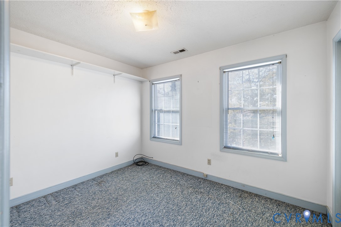 1403 4th Ave Extension Farmville, VA 23901 - Photo 25 of 37 2nd Floor Bedroom