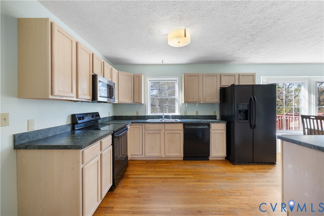 1403 4th Ave Extension Farmville, VA 23901 - Photo 8 of 37