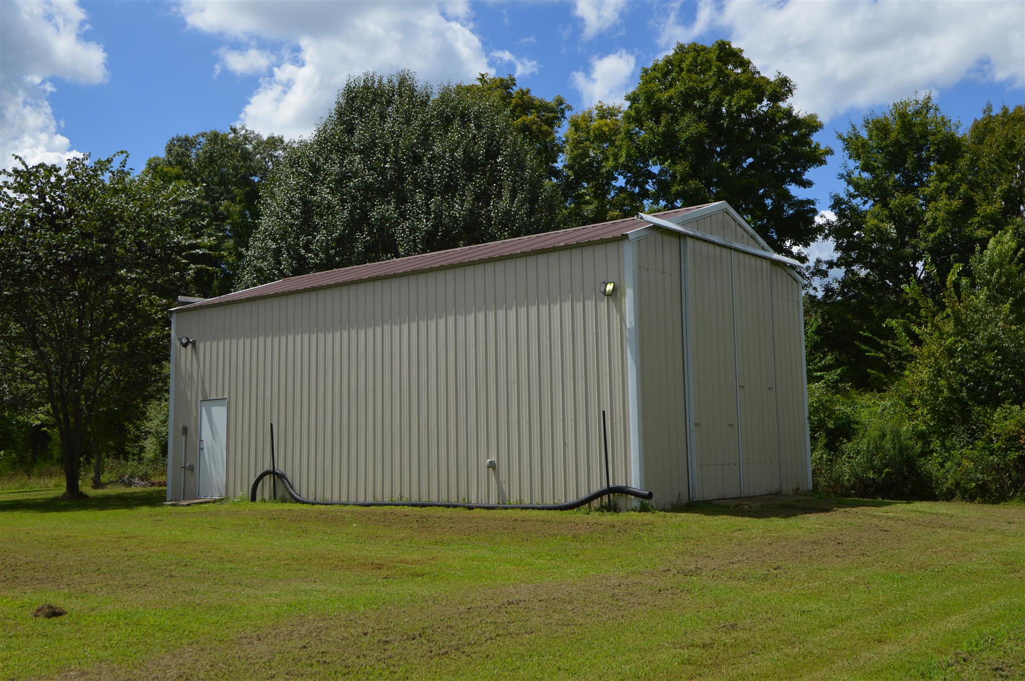 4579 Beech Log Road Lebanon, TN 37090 - Photo 23 of 30 a backyard of a house with lots of green space