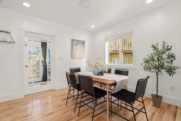 $875,000 | 221 Highland Avenue, Unit 2, Somerville, MA 02143