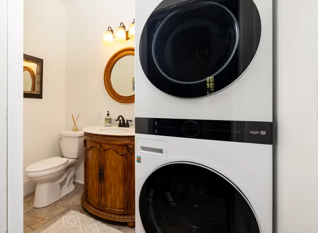 $5,800 | 130 Canyon Acres Drive, Unit B, Santa Barbara, CA 93105