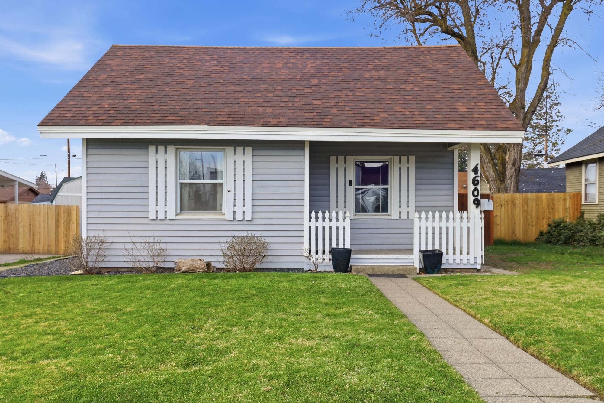 4609 North Madison Street Spokane, WA 99205 - Photo 2 of 41