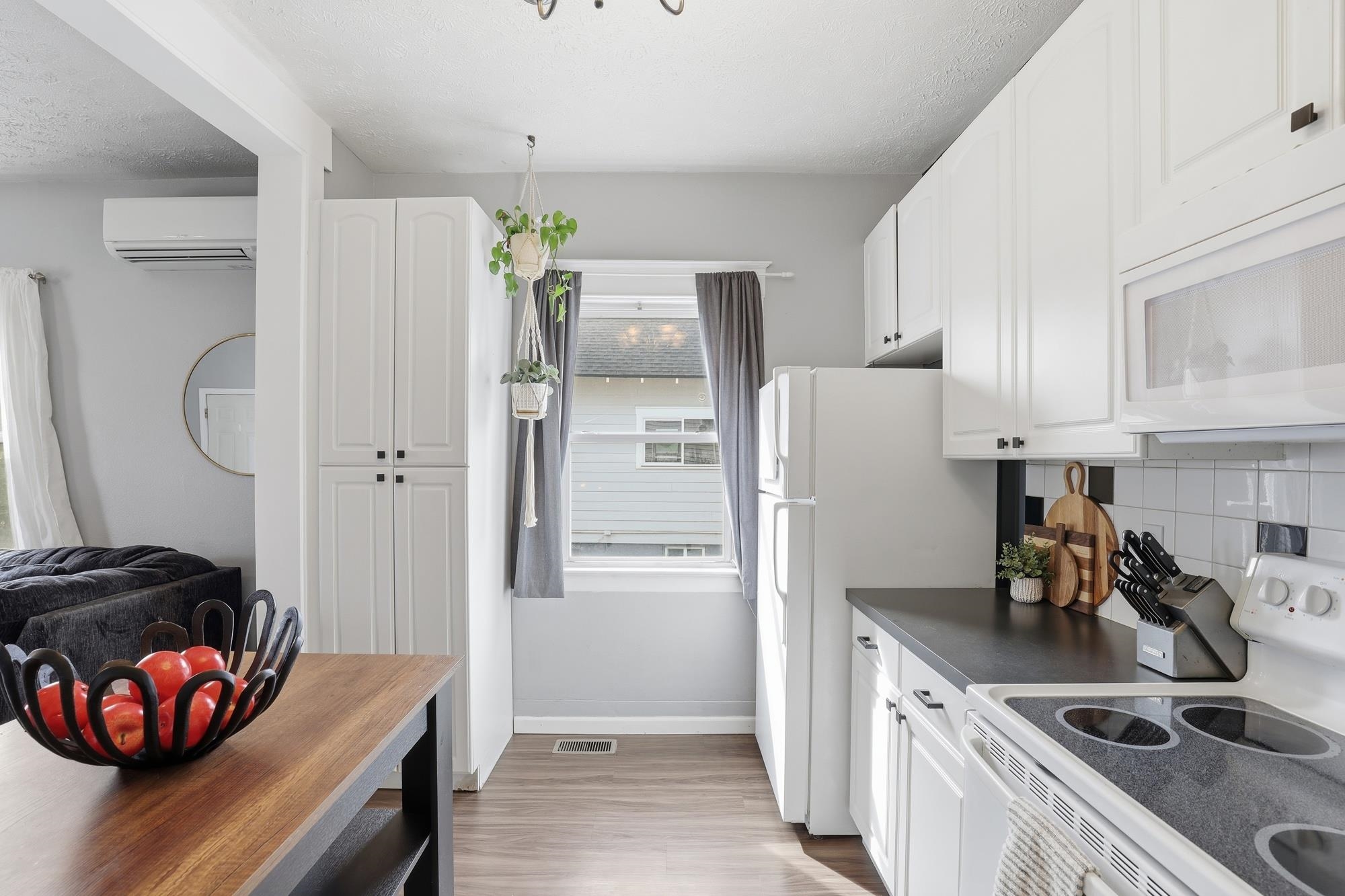 4609 North Madison Street Spokane, WA 99205 - Photo 9 of 41