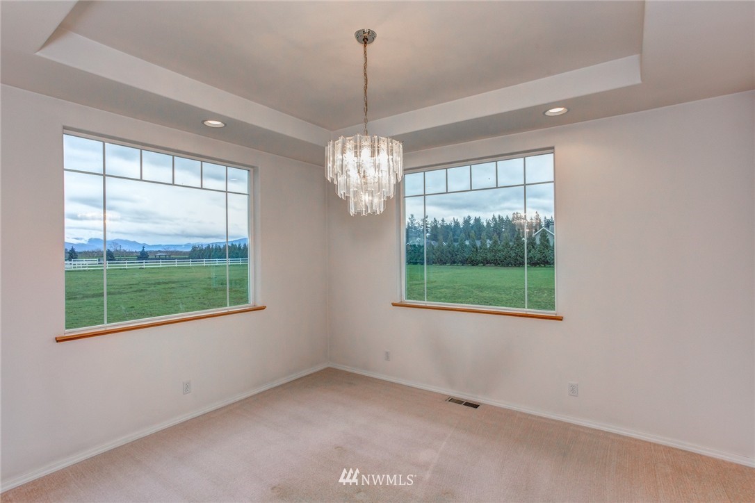 225 East Pole Road Lynden, WA 98264 - Photo 11 of 25