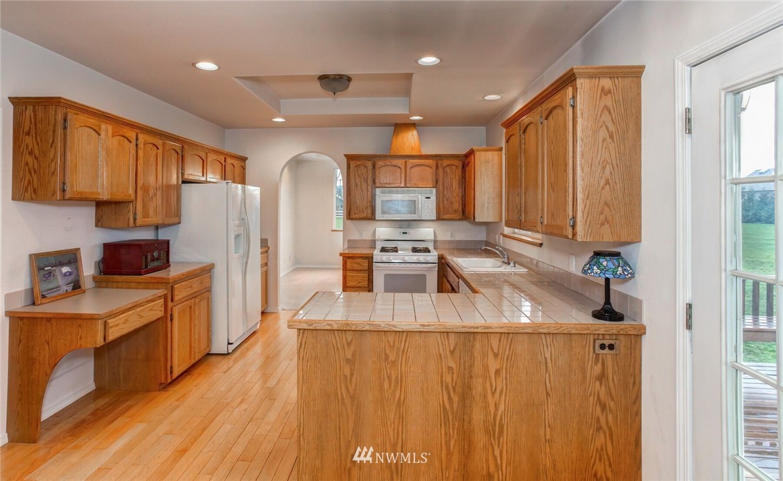 225 East Pole Road Lynden, WA 98264 - Photo 13 of 25