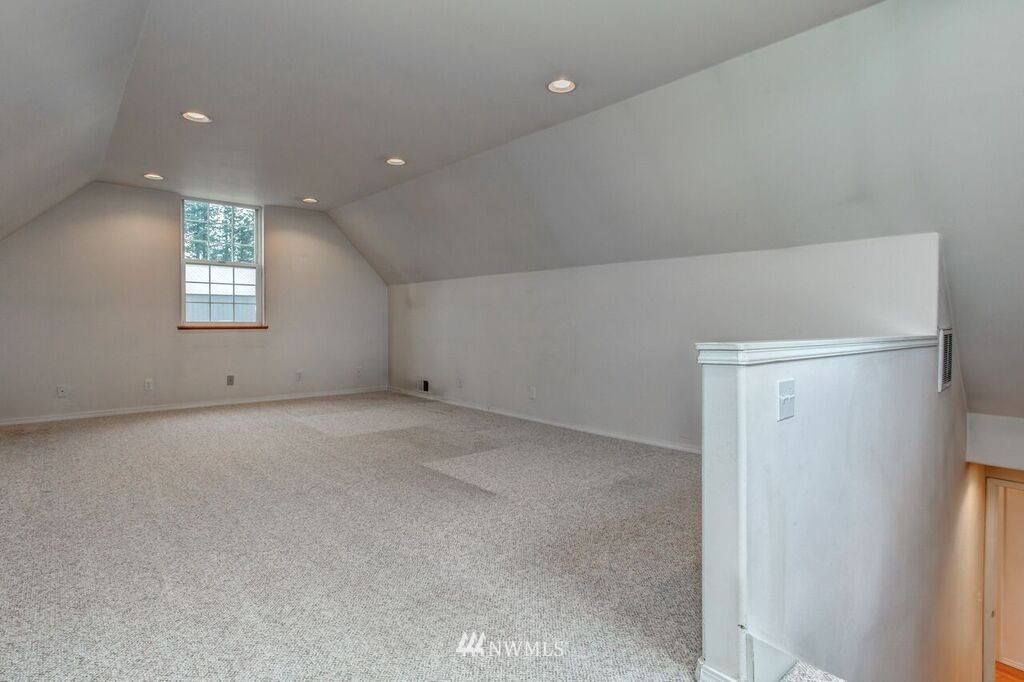 225 East Pole Road Lynden, WA 98264 - Photo 19 of 25