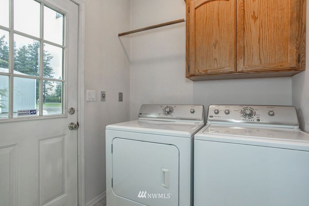 225 East Pole Road Lynden, WA 98264 - Photo 21 of 25