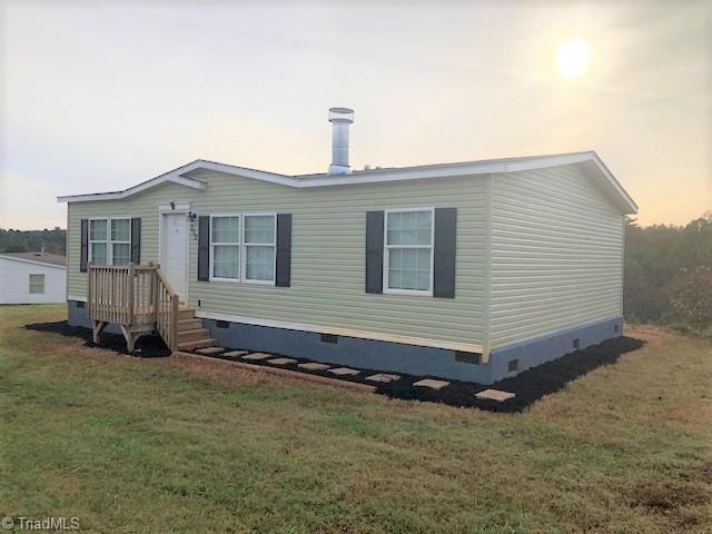 252 Rab Road Purlear, NC 28665 - Photo 1 of 14 Main View