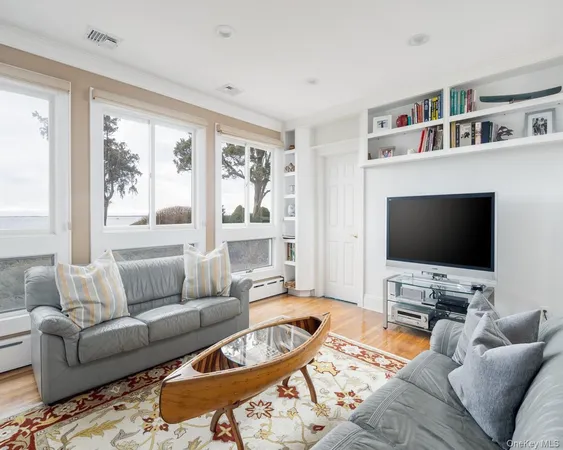 $12,500,000 | 16 Point Road, Bellport, NY 11713