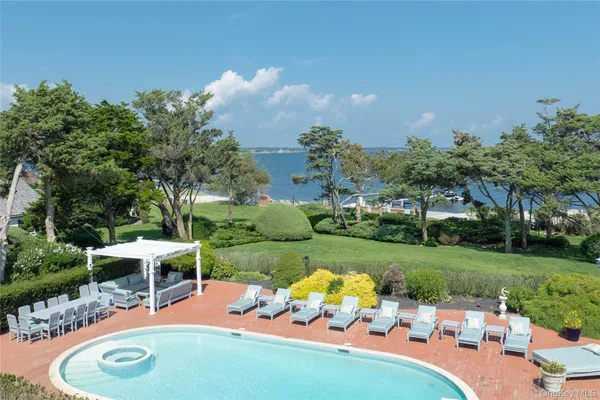 $12,500,000 | 16 Point Road, Bellport, NY 11713