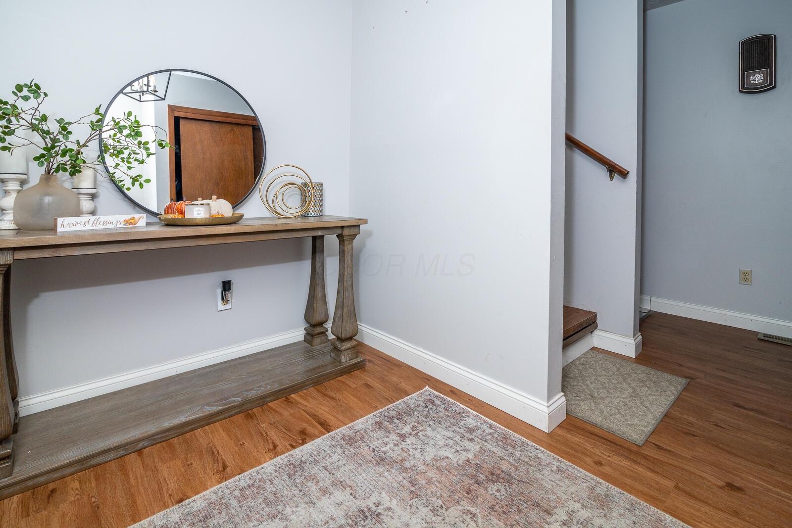 3548 South Hamilton Road Columbus, OH 43232 - Photo 4 of 42