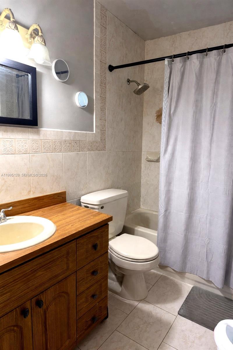 7440 Southwest 22nd Street, Unit 1 Miami, FL 33155 - Photo 11 of 16 2nd bathroom