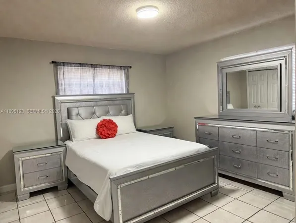 $3,000 | 7440 Southwest 22nd Street, Unit 1, Miami, FL 33155