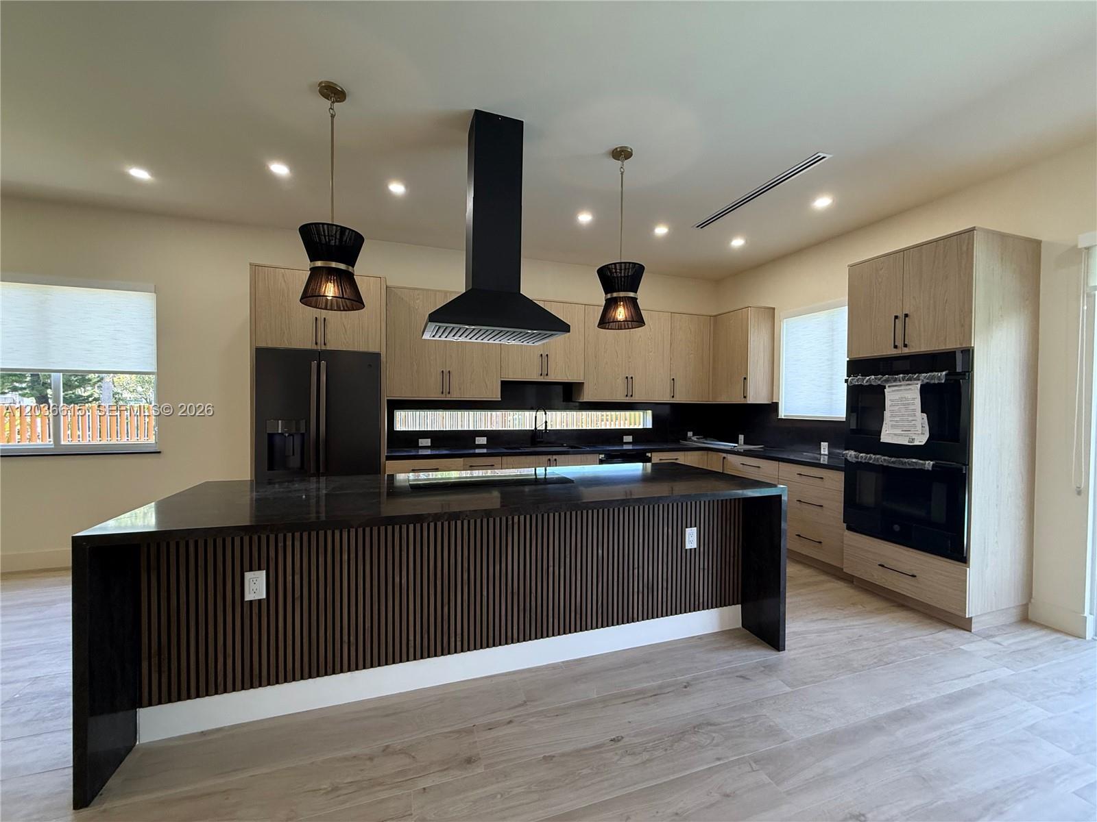 3326 Elizabeth Street Miami, FL 33133 - Photo 19 of 59