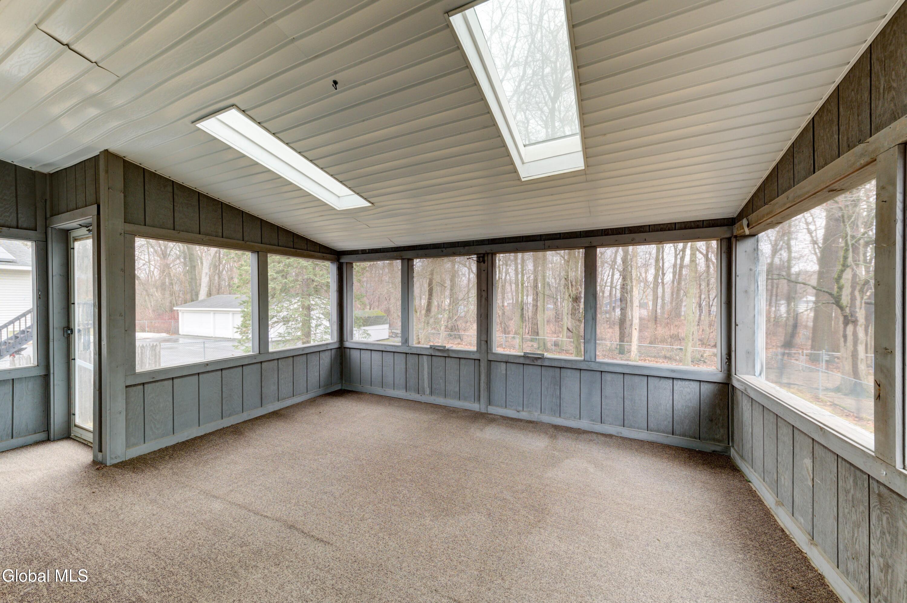 102 Rapple Drive Colonie, NY 12205 - Photo 17 of 43 102 Rapple-17